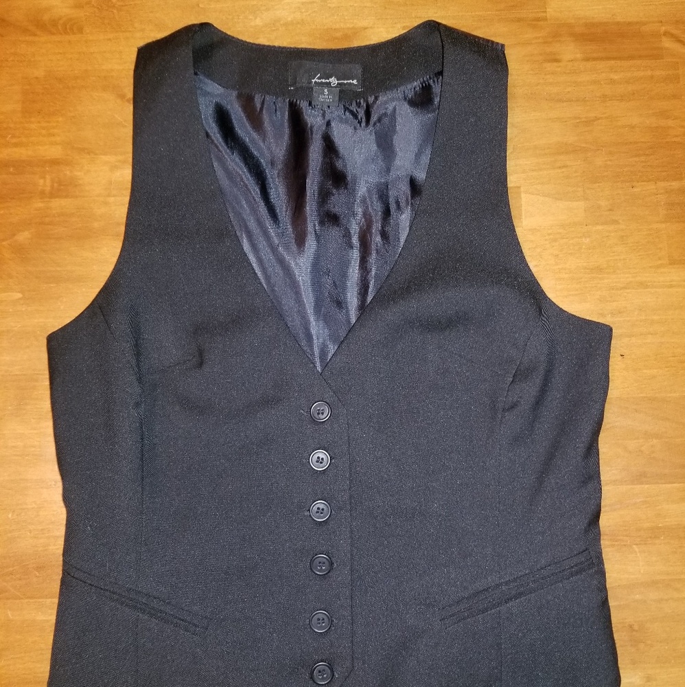 Forever XXI Black Vest Size Small